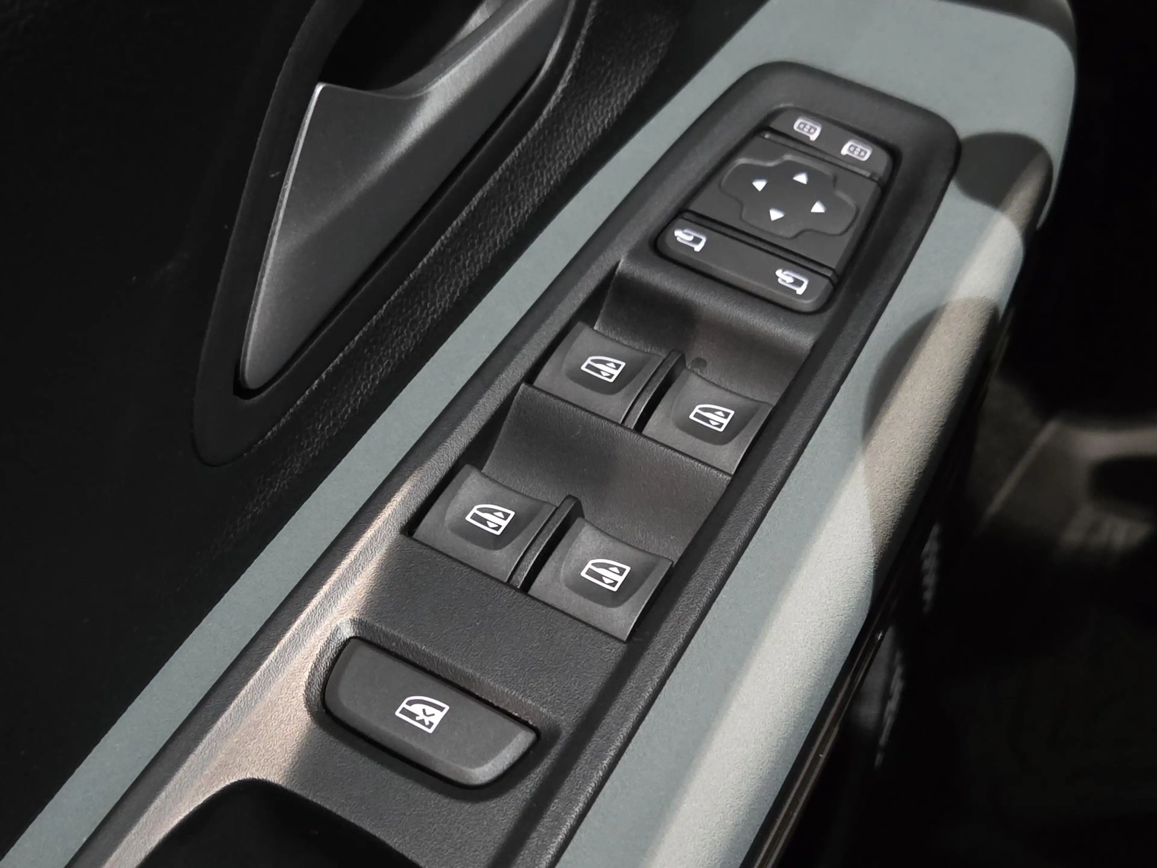 Dacia Sandero Stepway 1.8 hybrid 155 extreme DIRECT LEVERBAAR — photo 23