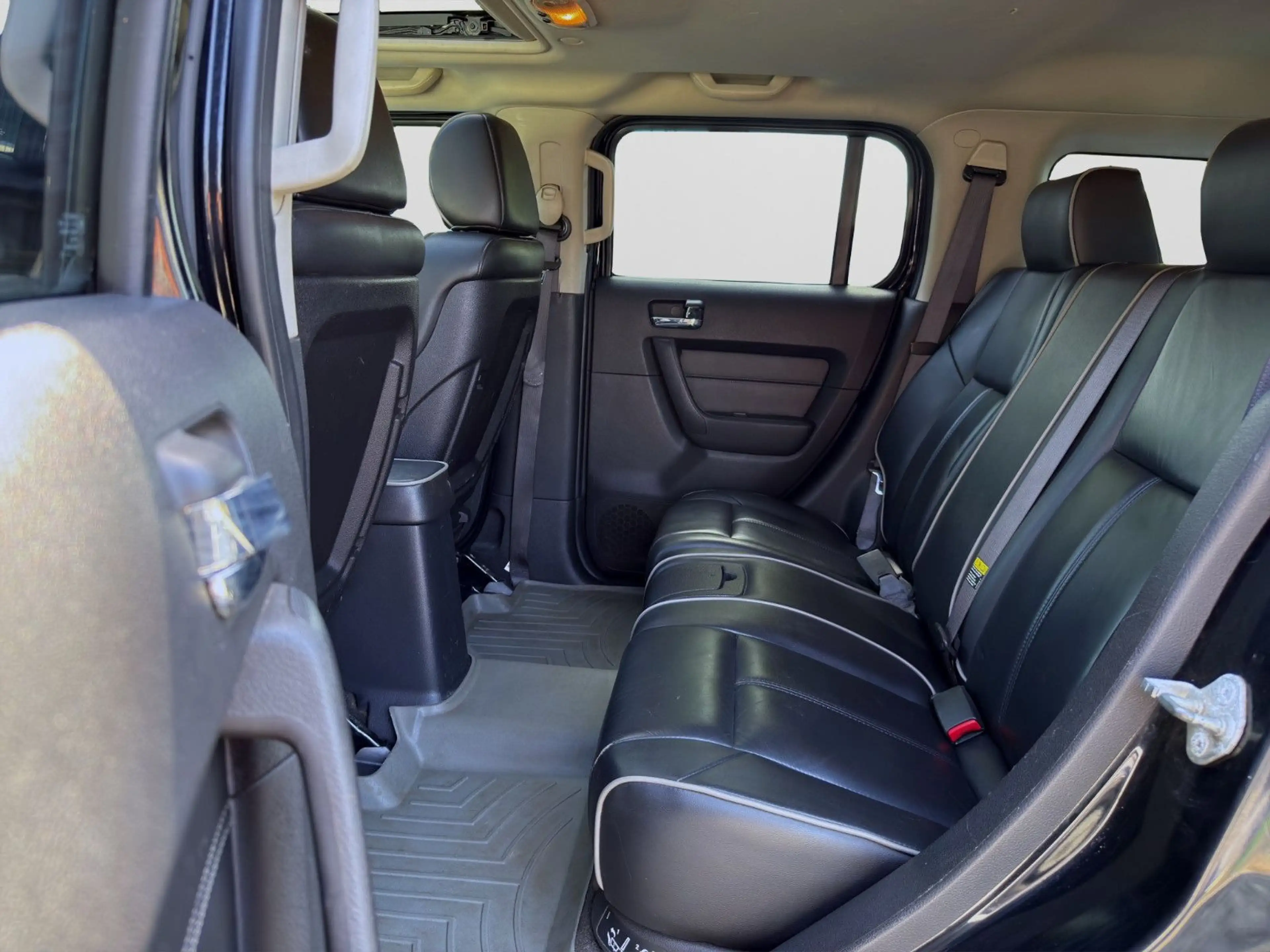HUMMER H3 / Black Edition/Alpha/VOLLAUSSTATTUNG/ — photo 15