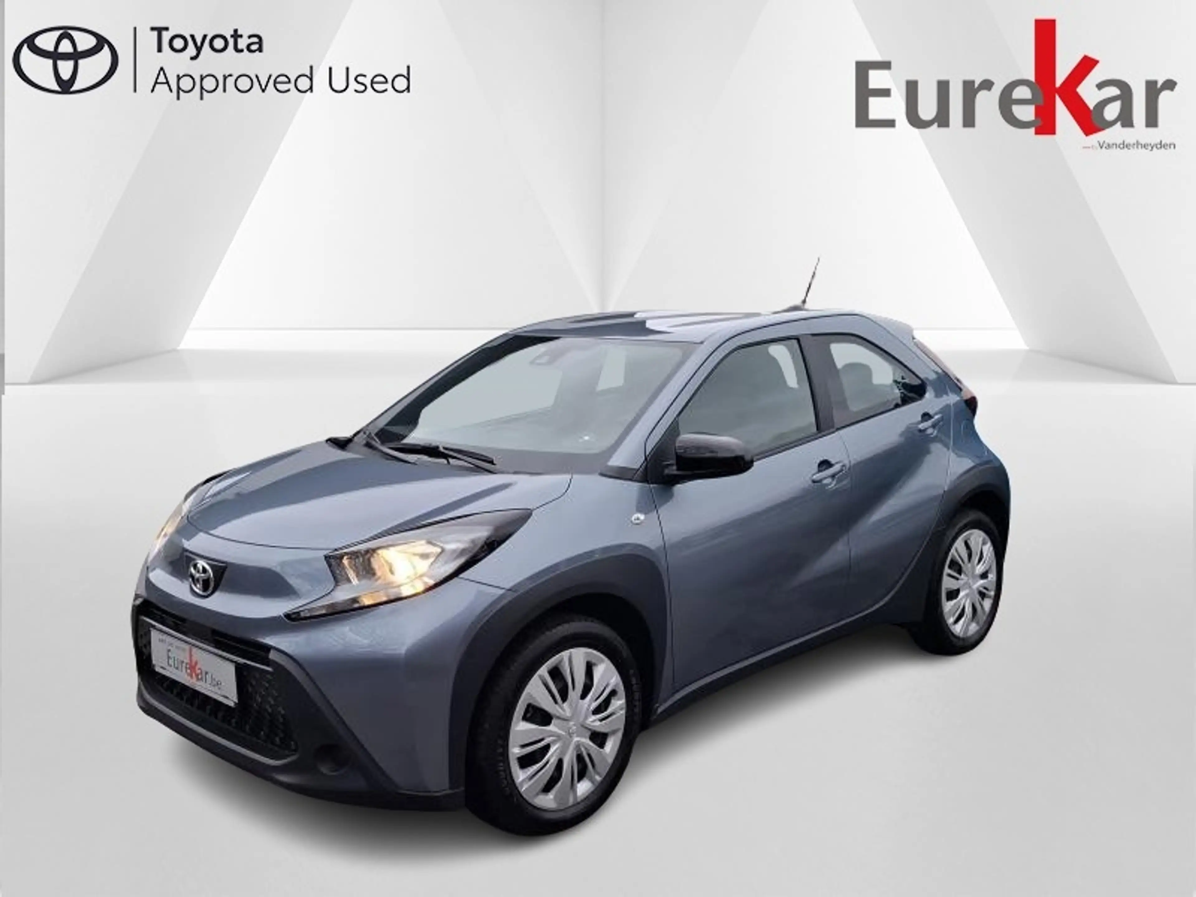 Toyota Aygo X 1.0 VVT-I X-PLAY
