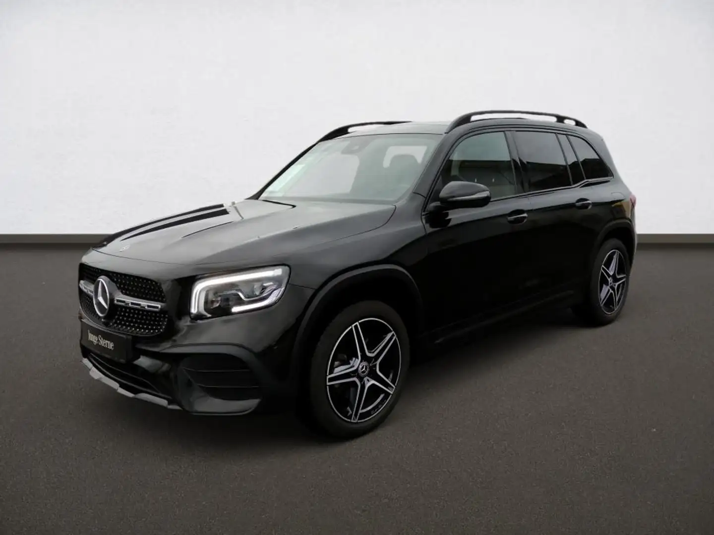 Mercedes-Benz GLB 200 *AMG*Night*Pano*Ambi*AHK*RKam*Mbeam*MBUX Чёрный - 1