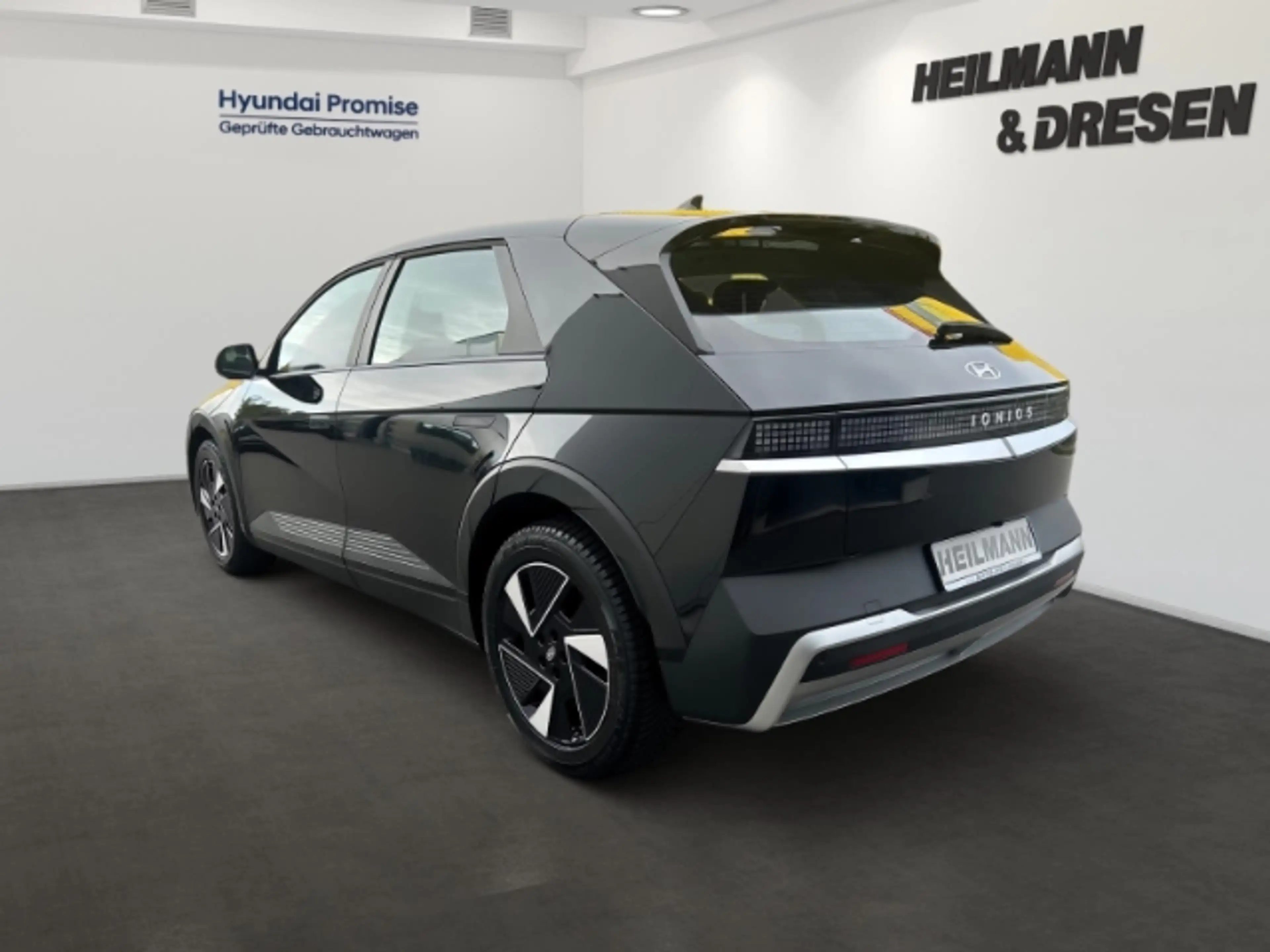 Hyundai IONIQ 5 Dynamiq 63 kWh Wärmepumpe/Navi/Lenkrad/Sitzheizung — photo 4
