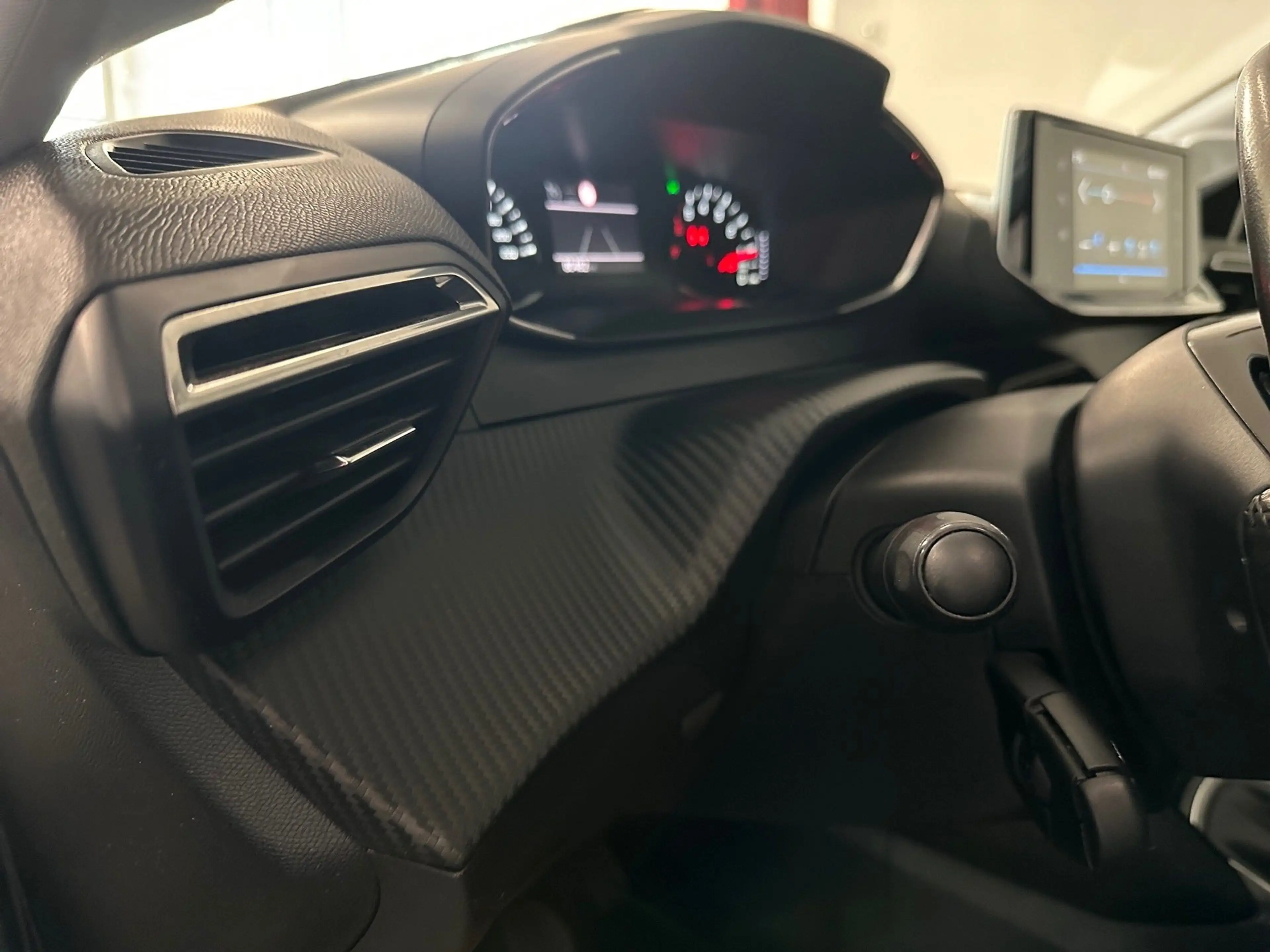 Peugeot 208 1.2 PureTech 75 Active ab ca. 90€ monatlich — photo 36