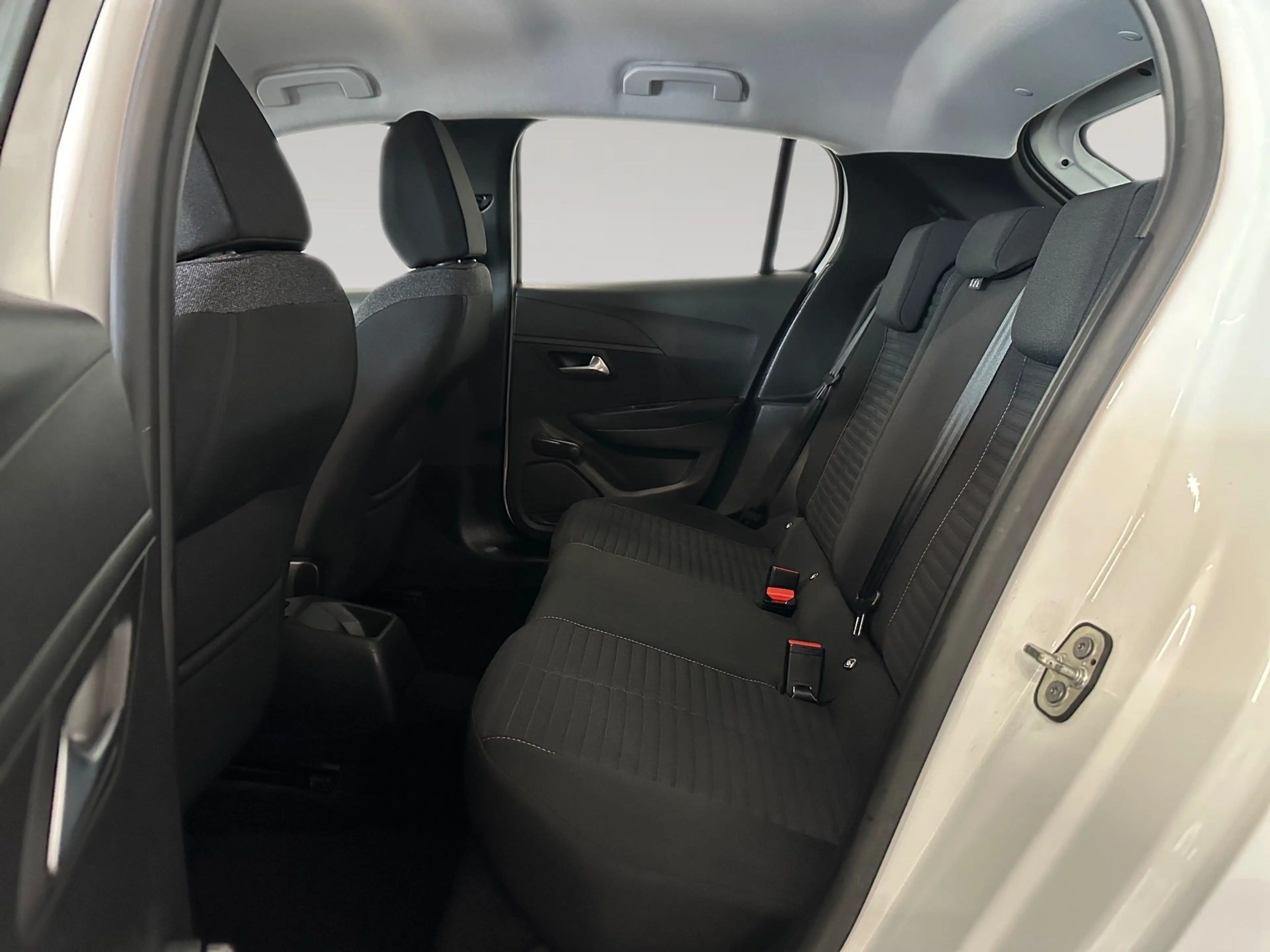 Peugeot 208 1.2 PureTech 75 Active ab ca. 90€ monatlich — photo 20