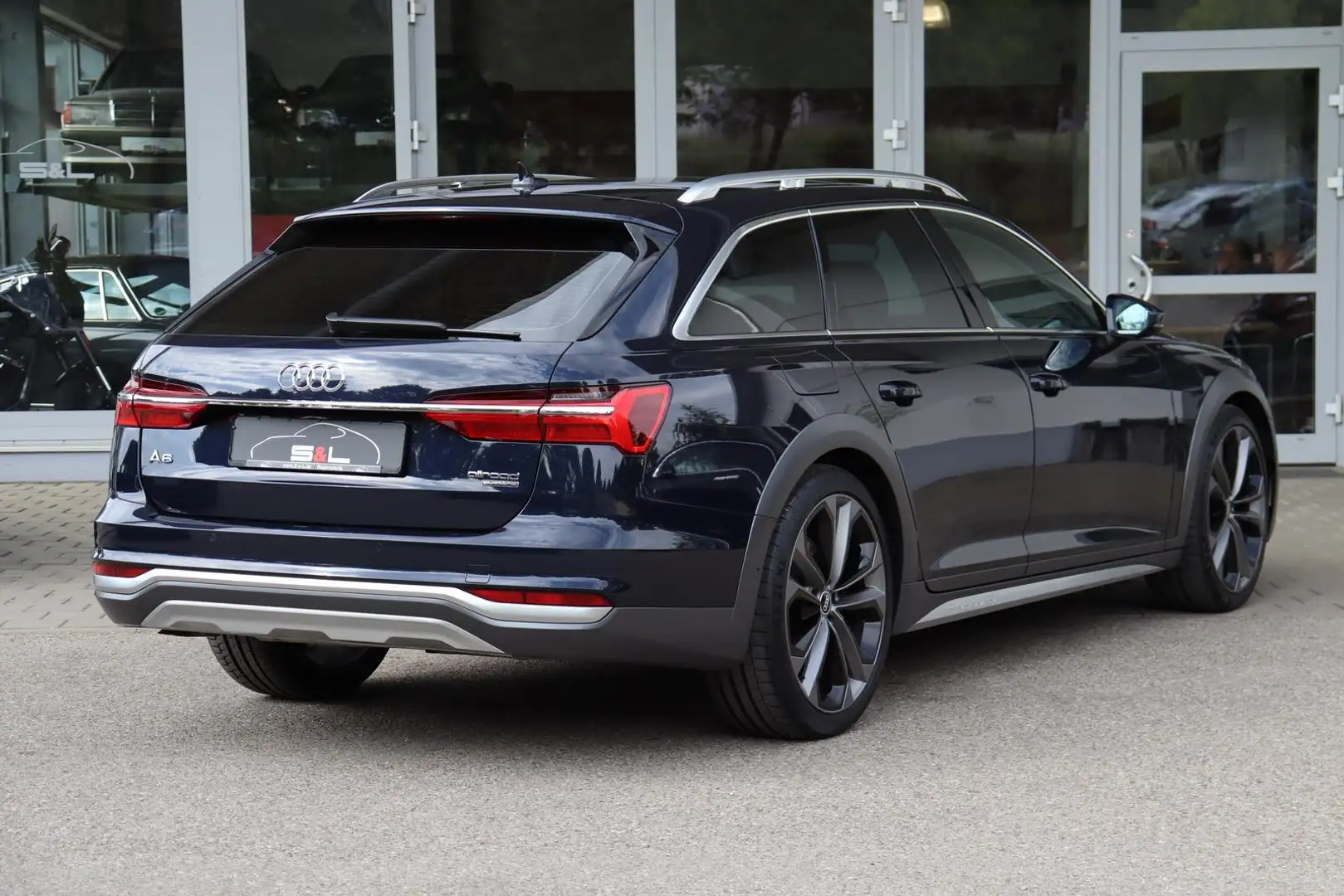Audi A6 allroad 55 TDI quattro /ACC/MMI+/Pano/B&O/AHK Blau - 2