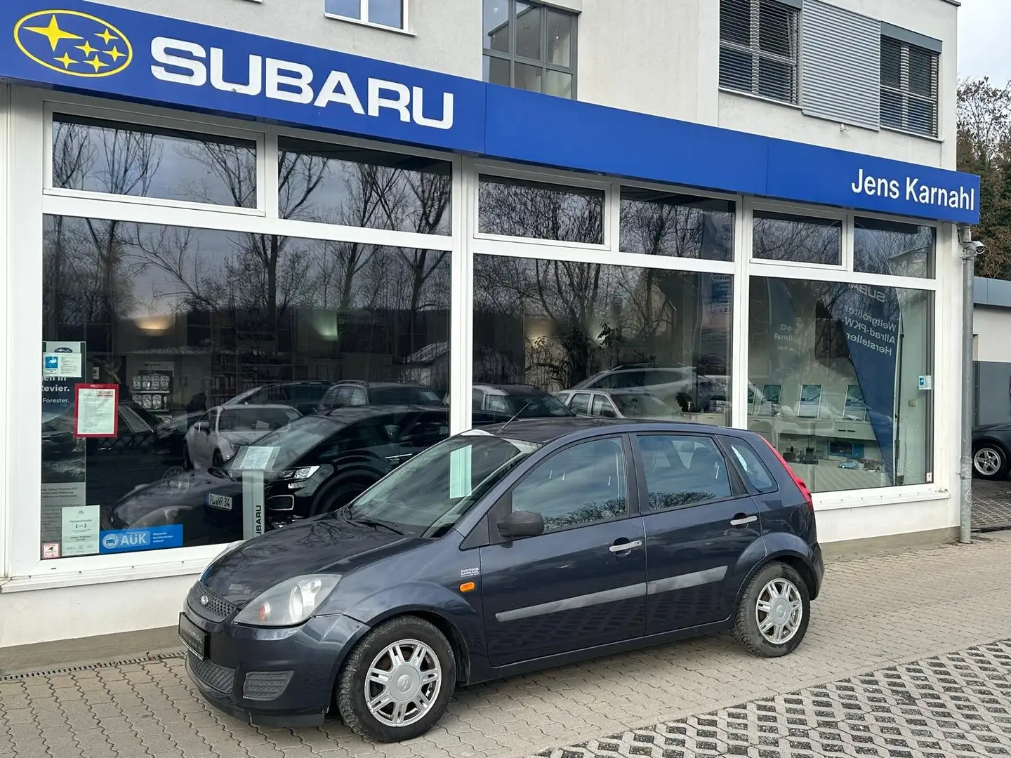 Ford Fiesta Trend Grijs - 2