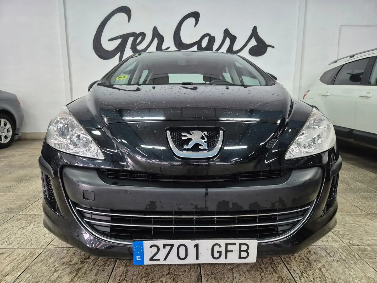 Peugeot 308 1.6HDI Confort Nero - 1