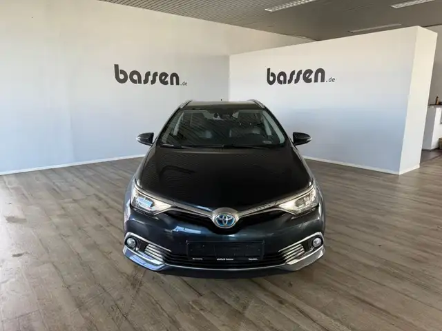 Toyota Auris 1.8 VVT-i Hybrid Automatik Touring Sports Executiv
