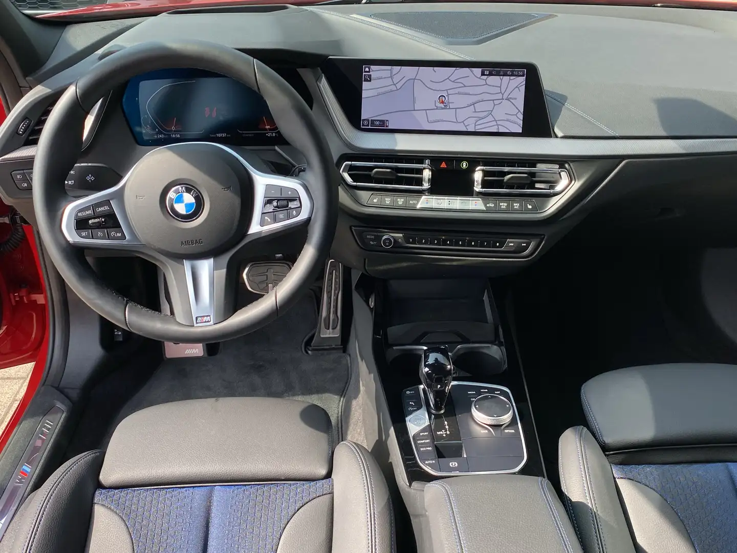 BMW 118 i M Sport HUD/LED+/HiFi/K-ZUG/PRIVACY/CAM Rot - 2