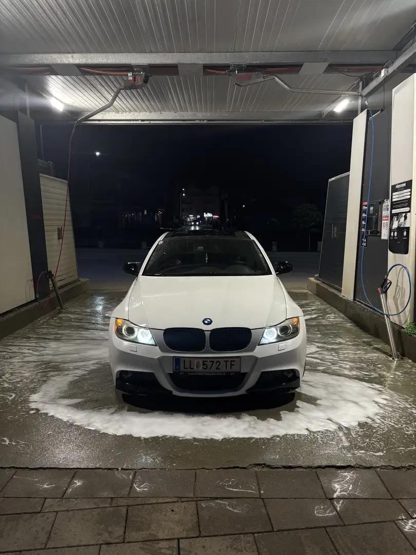 BMW 330 330d xDrive Österreich-Paket Aut. - 1