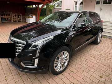 XT5 3.6 V6 AWD Luxury