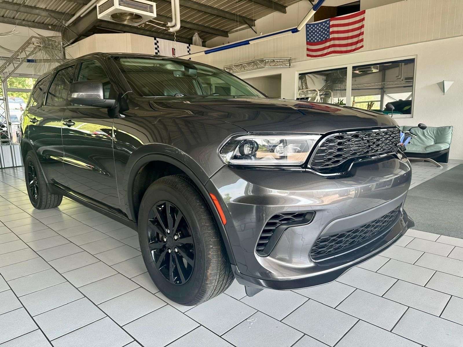 Second hand Dodge Durango 5.7