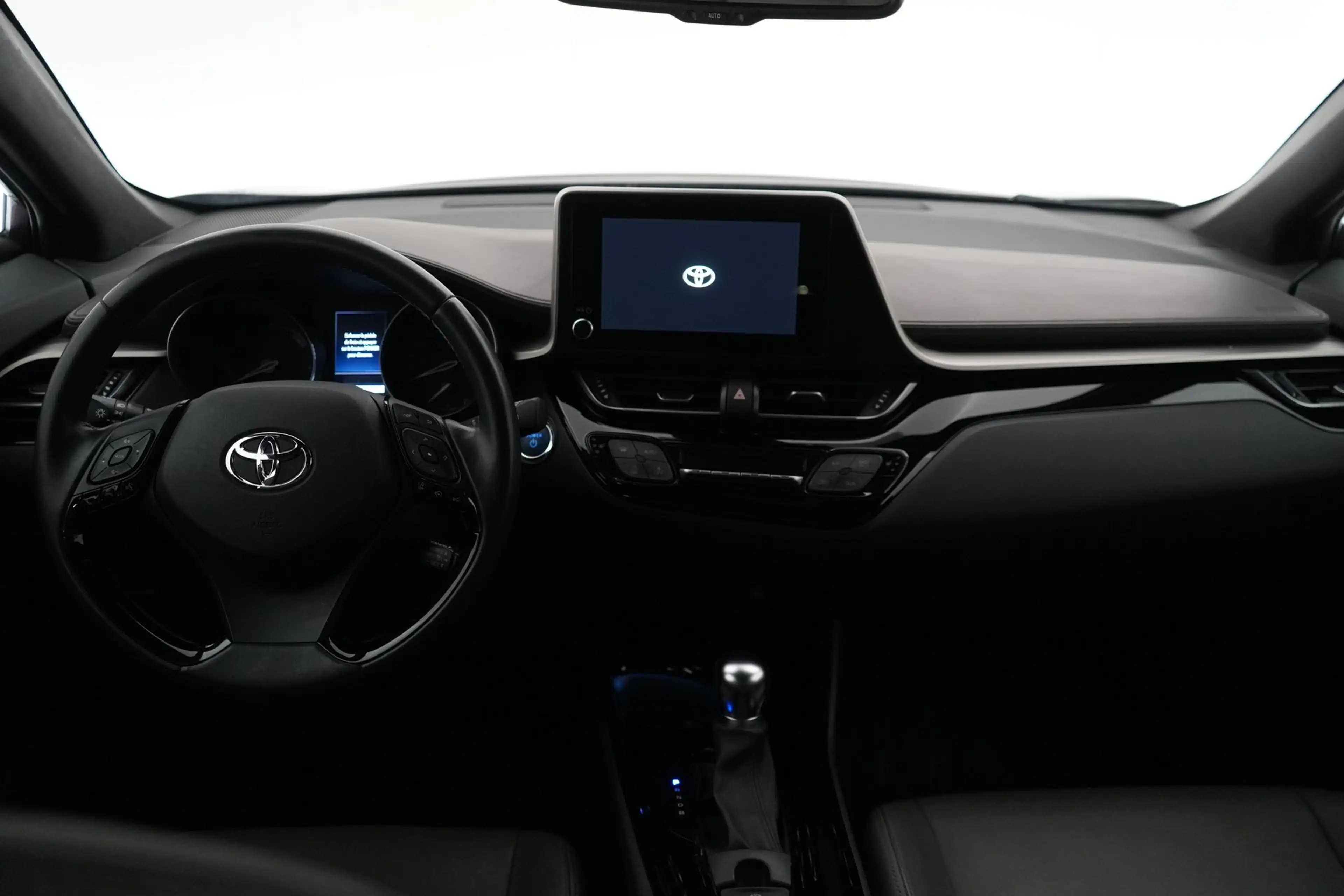 Toyota C-HR 1.8 VVT-I HEV C-HIC LEDER/STOF LED GPS PDC CAM Ver — photo 13