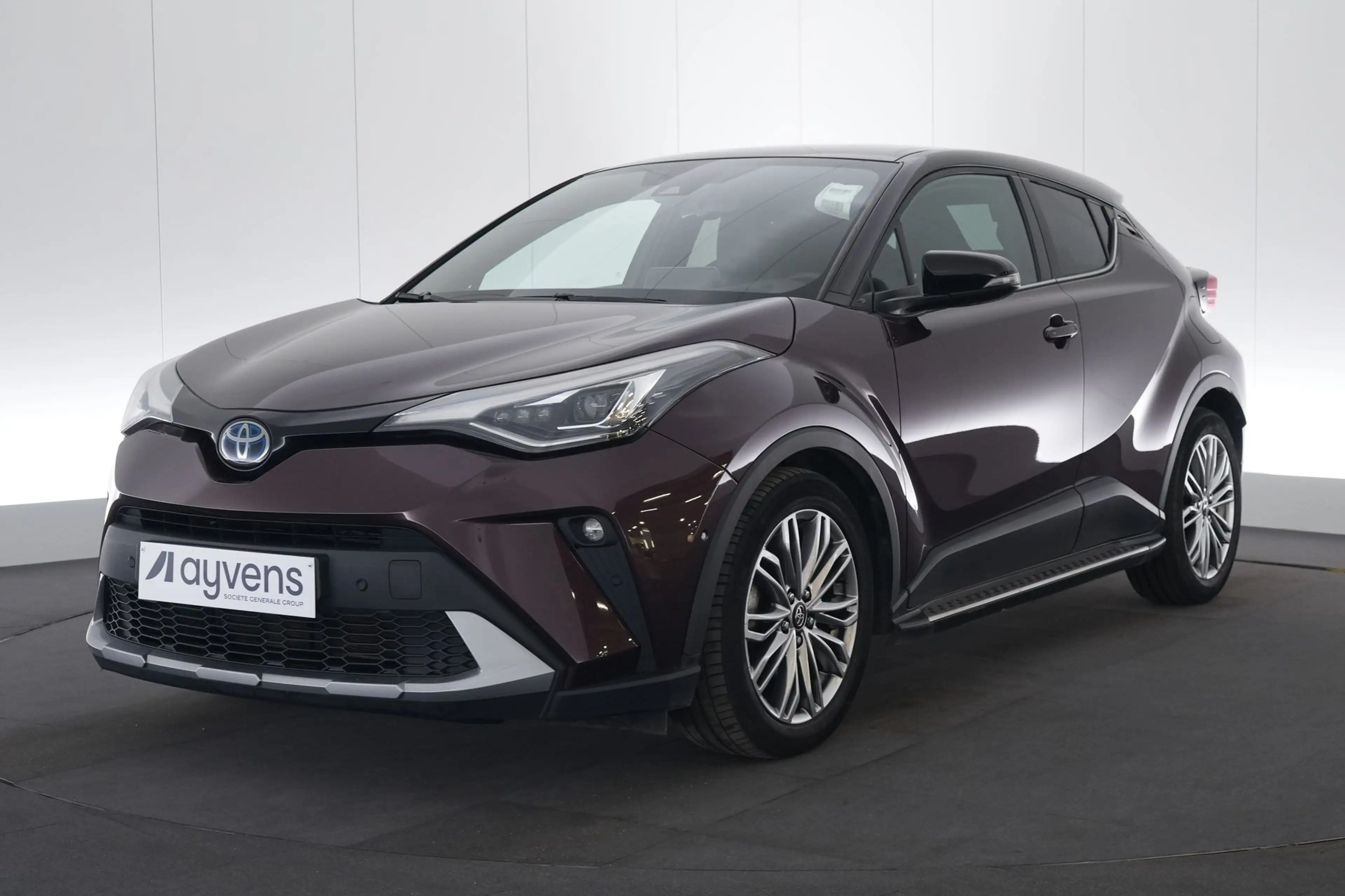Toyota C-HR 1.8 VVT-I HEV C-HIC LEDER/STOF LED GPS PDC CAM Ver