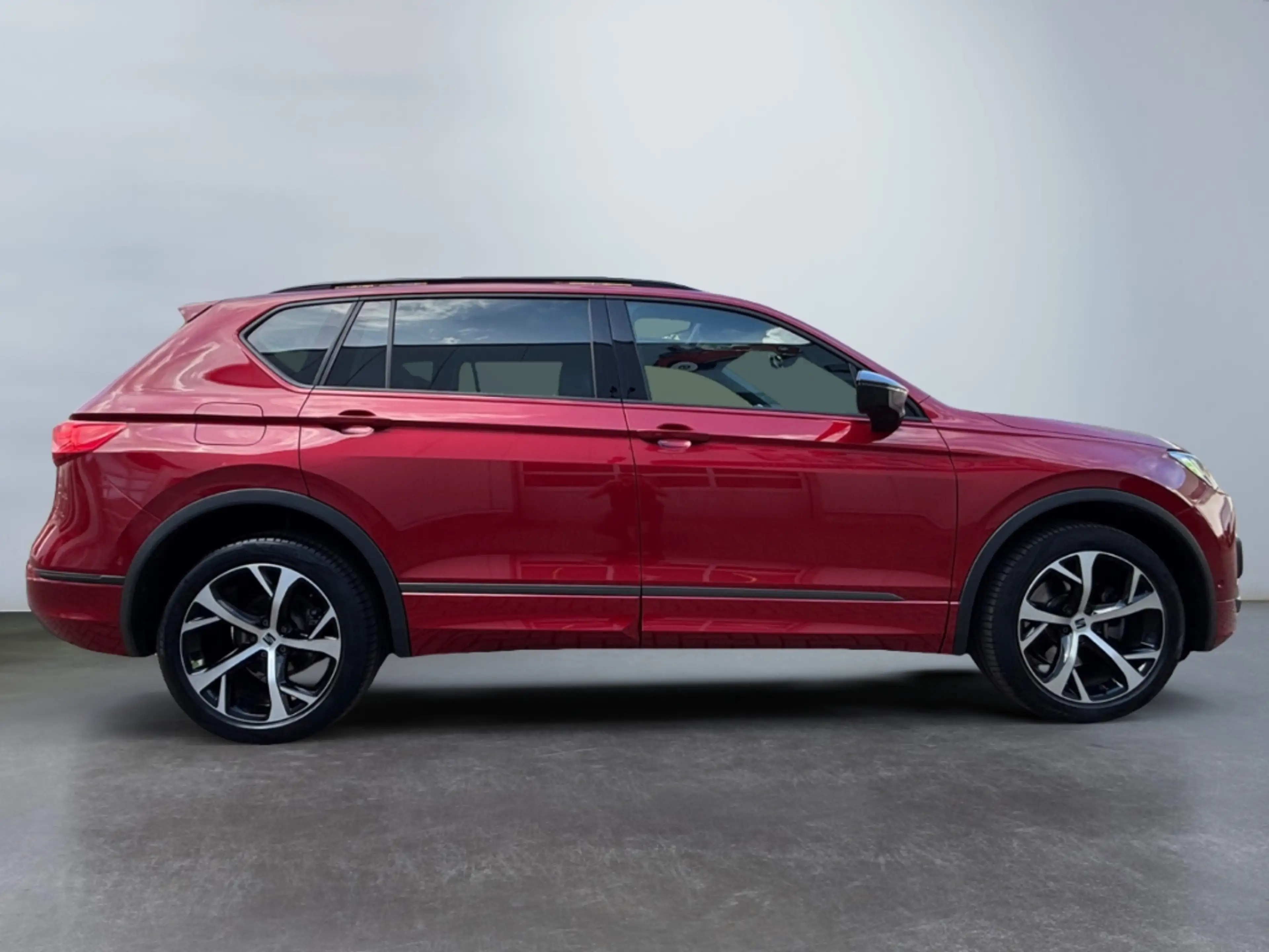 SEAT Tarraco 2.0 FR *4x4*360°*LED*ACC*4xSHZ*SmartKey* — photo 10