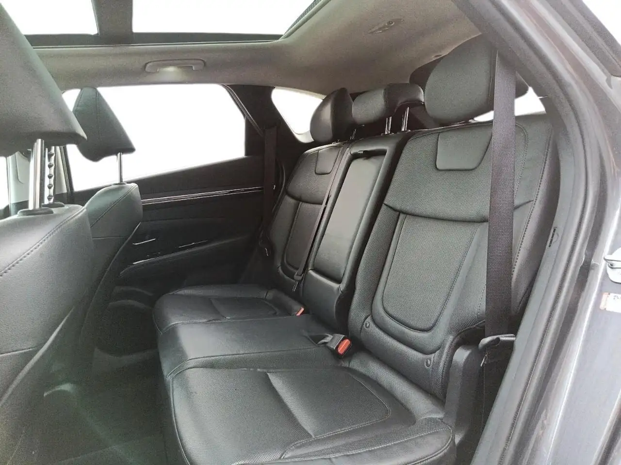 Hyundai TUCSON снимка Hyundai TUCSON