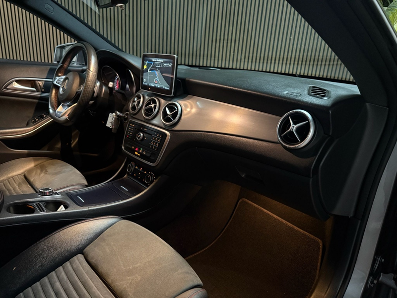 Mercedes-Benz CLA 180 Shooting Brake Ambition — photo 11