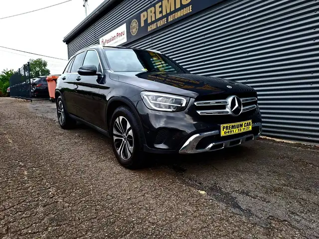 Mercedes-Benz GLC view 5