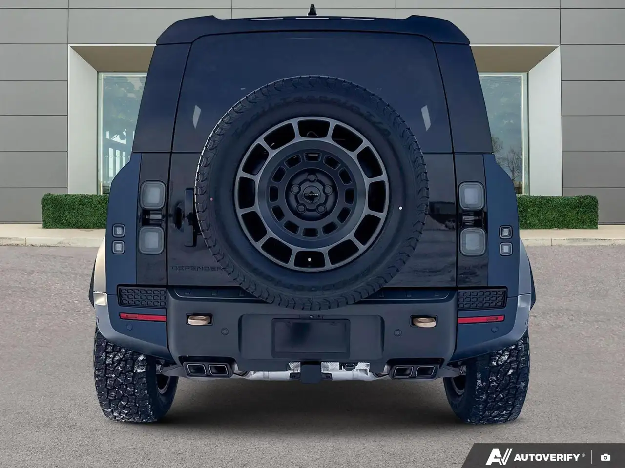 Land Rover Defender снимка Land Rover Defender