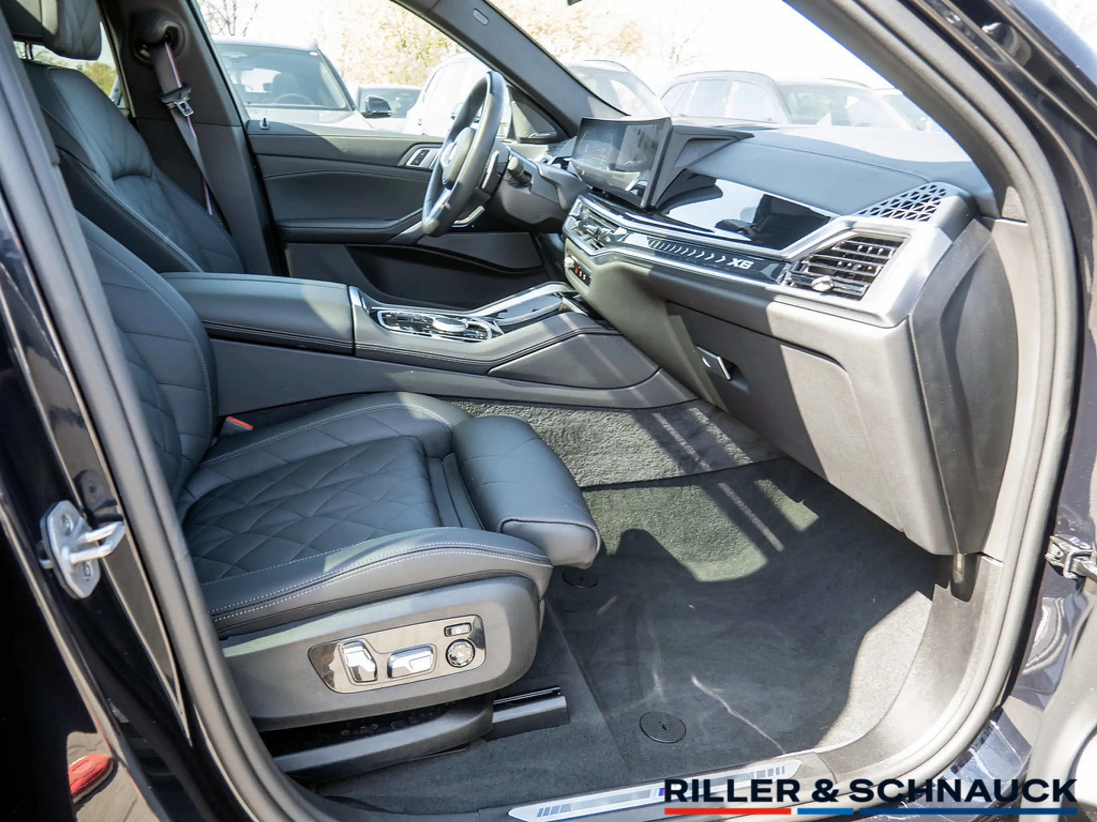 BMW X6 xDrive 30d M-Sport Pro ACC 360° AKTIVSITZE — photo 7