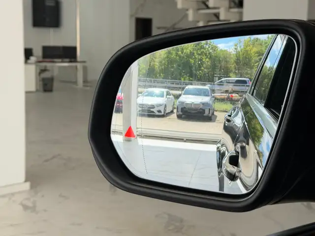 Mercedes-Benz Gle view 8
