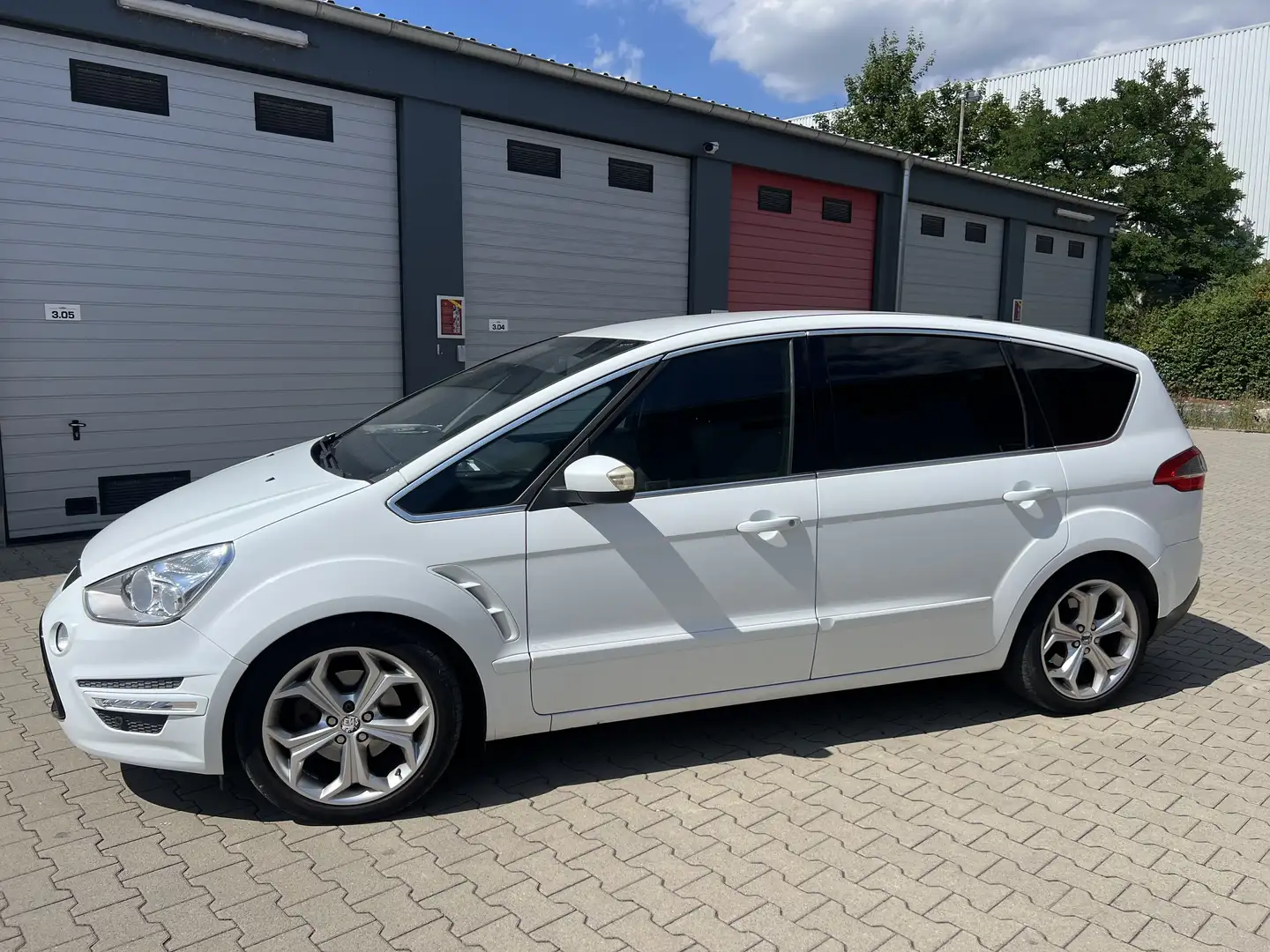 Ford S-Max Titanium/7Sitzer/Euro5/Automatik Weiß - 2