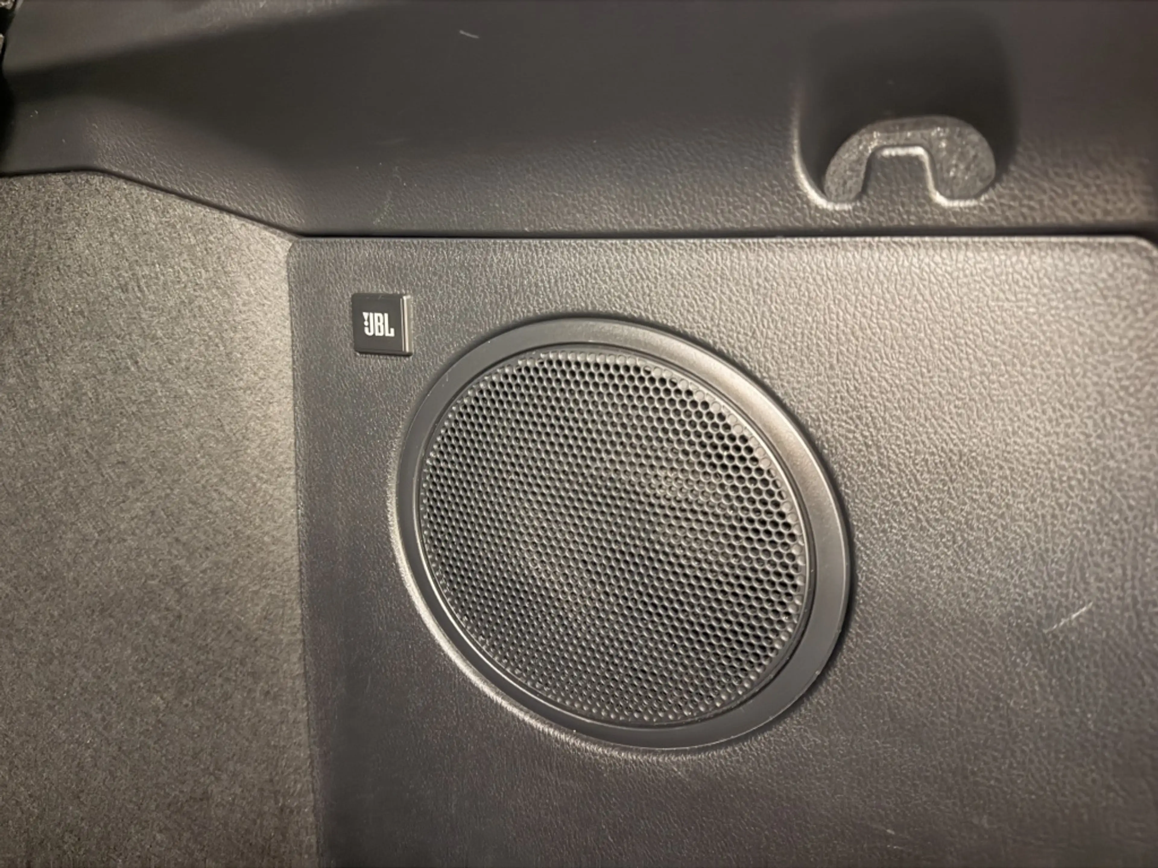 Toyota C-HR 1.8 Hybrid Style — photo 16