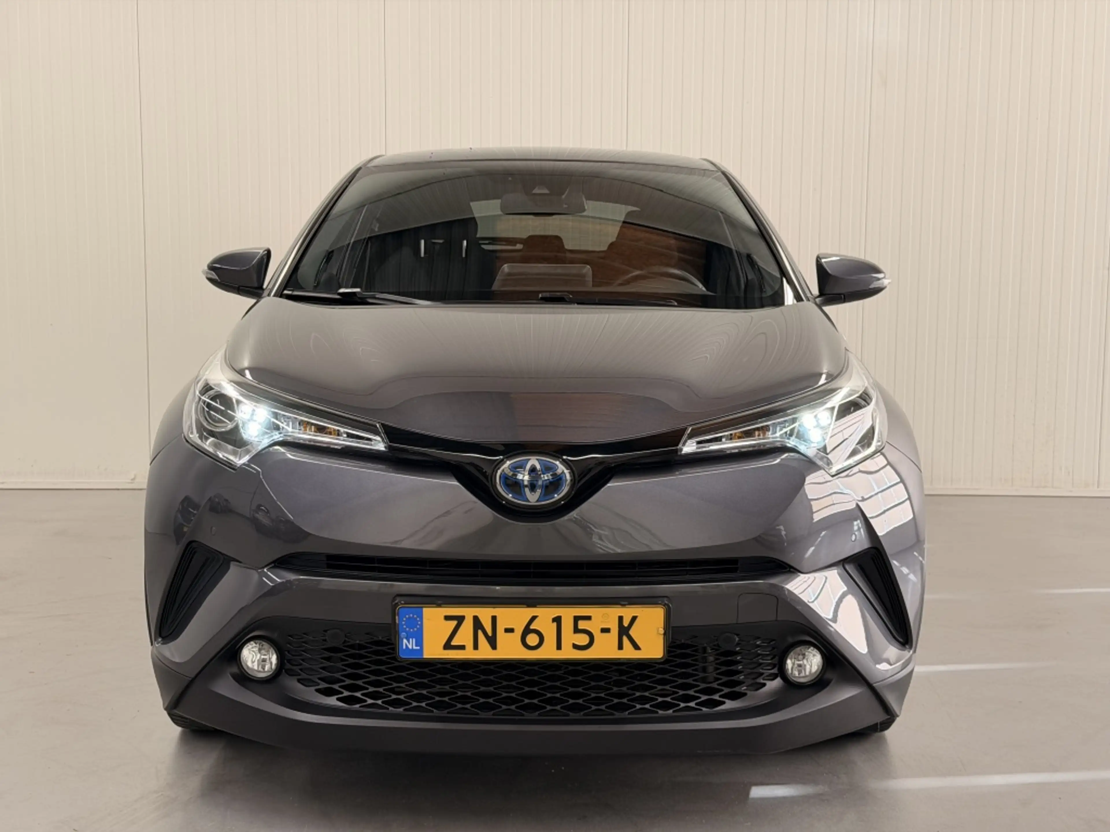 Toyota C-HR 1.8 Hybrid Style — photo 6