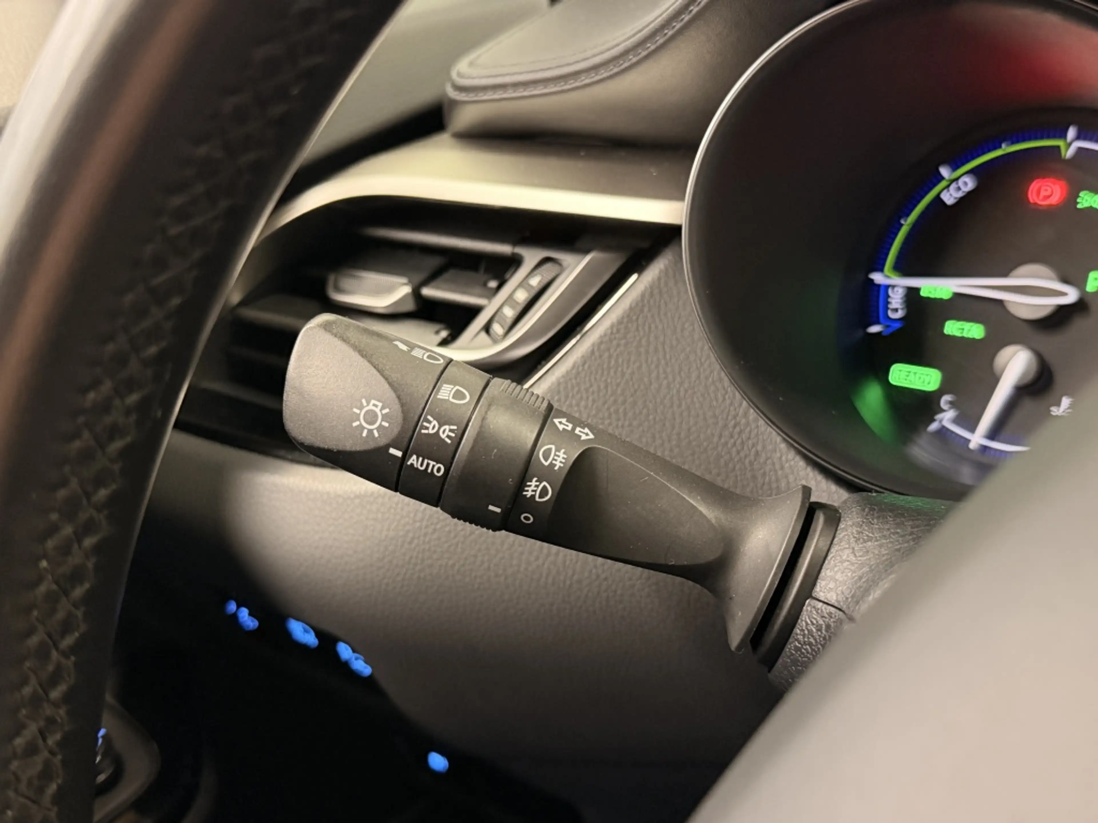 Toyota C-HR 1.8 Hybrid Style — photo 20