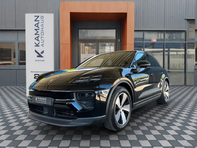 Porsche Macan Electric Panorama 1-Hand