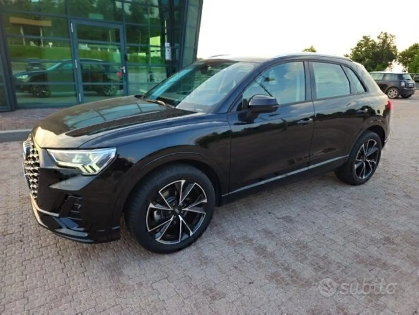Audi Q3 AUDI Q3 HYBRID PROMO USATO/SCAMBIO Nero - 1