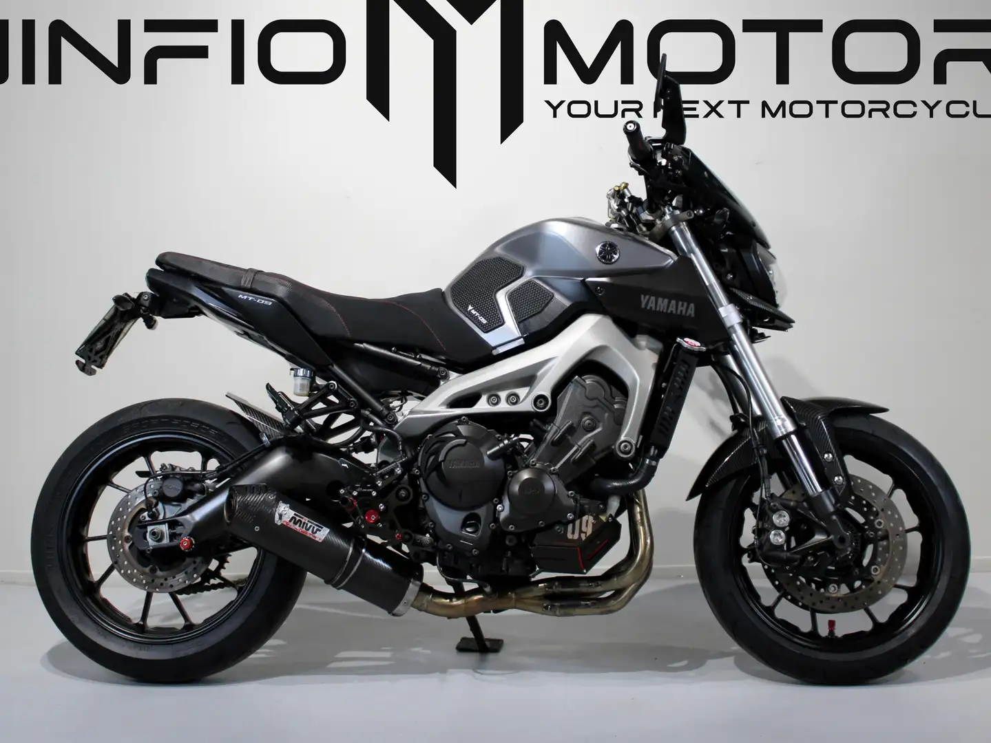 Yamaha MT-09 - 1