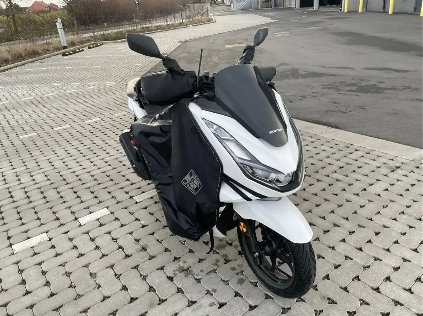 Honda PCX 125 Wit - 1