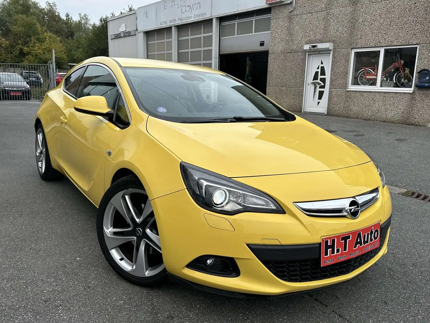 Opel Astra GTC 1.4 Turbo Sport/Etat neuf/Xenon/Cuir/Euro5 Gris - 2