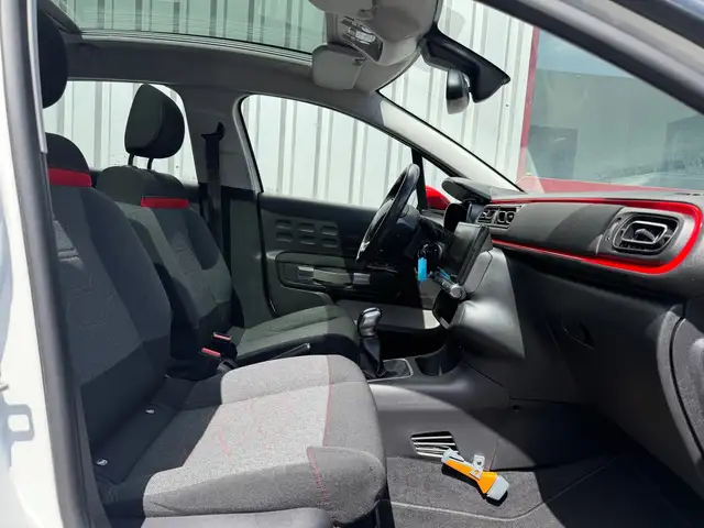 Citroen C3 view 11