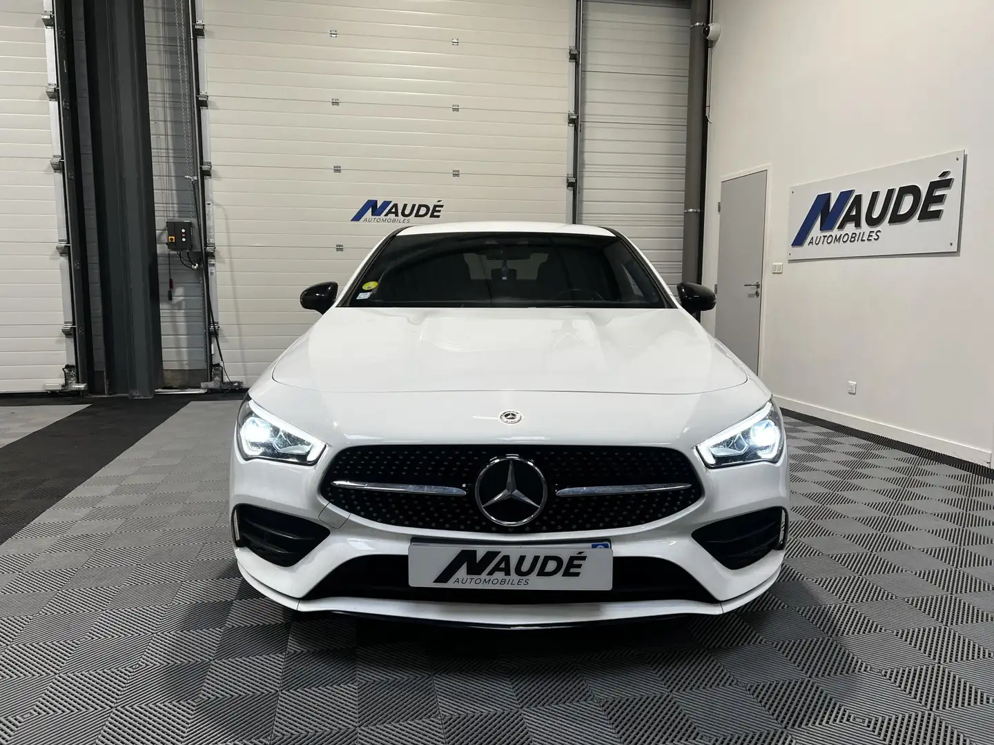 Mercedes-Benz CL 180 D 116 CH 7G-DCT AMG Line Blanc - 2