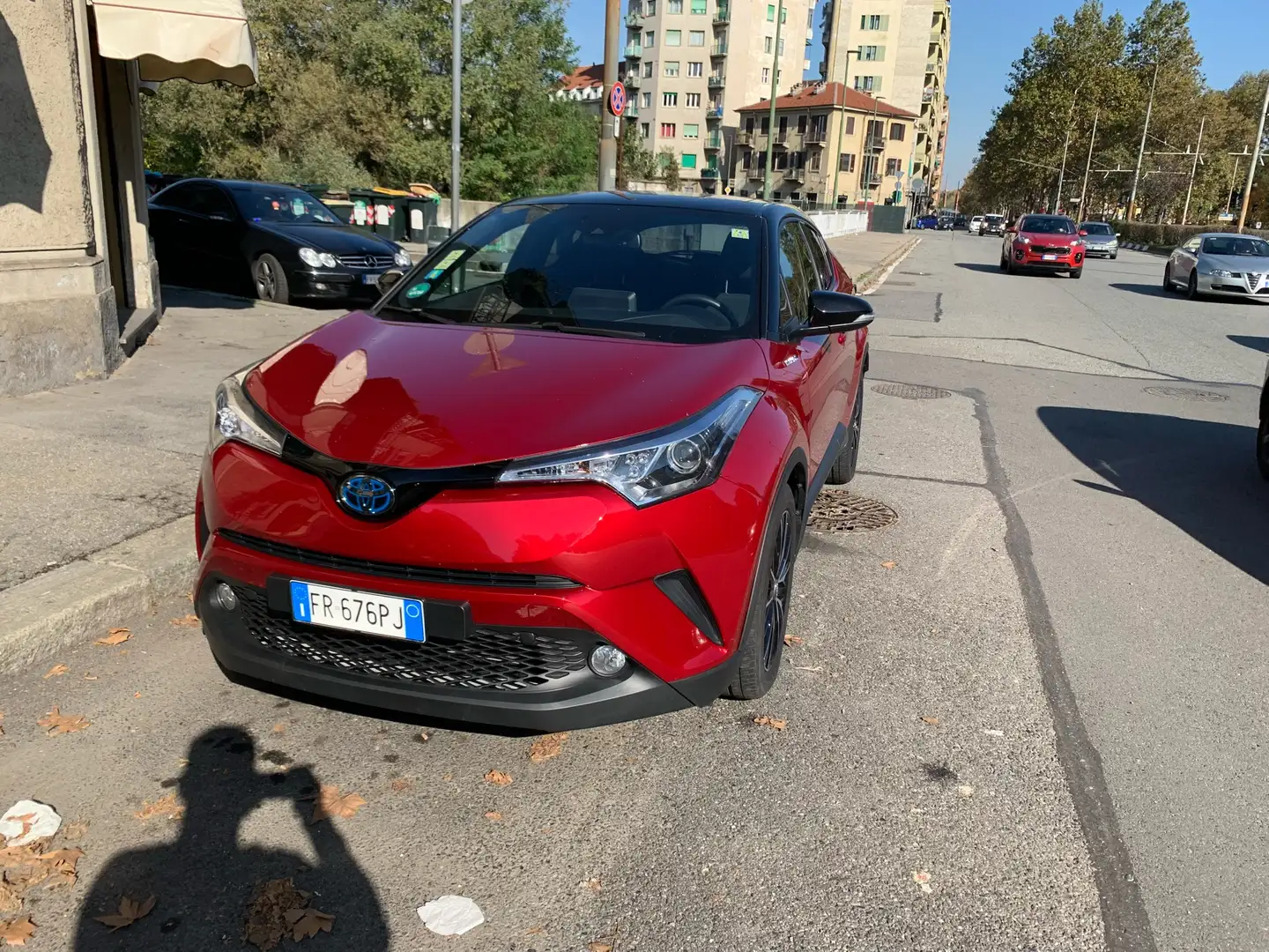 Toyota C-HR 1.8h Style 2wd e-cvt Rosso - 1