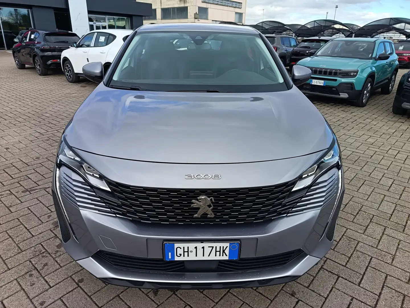 Peugeot 3008 PureTech Turbo 130 S&S Active Gris - 2
