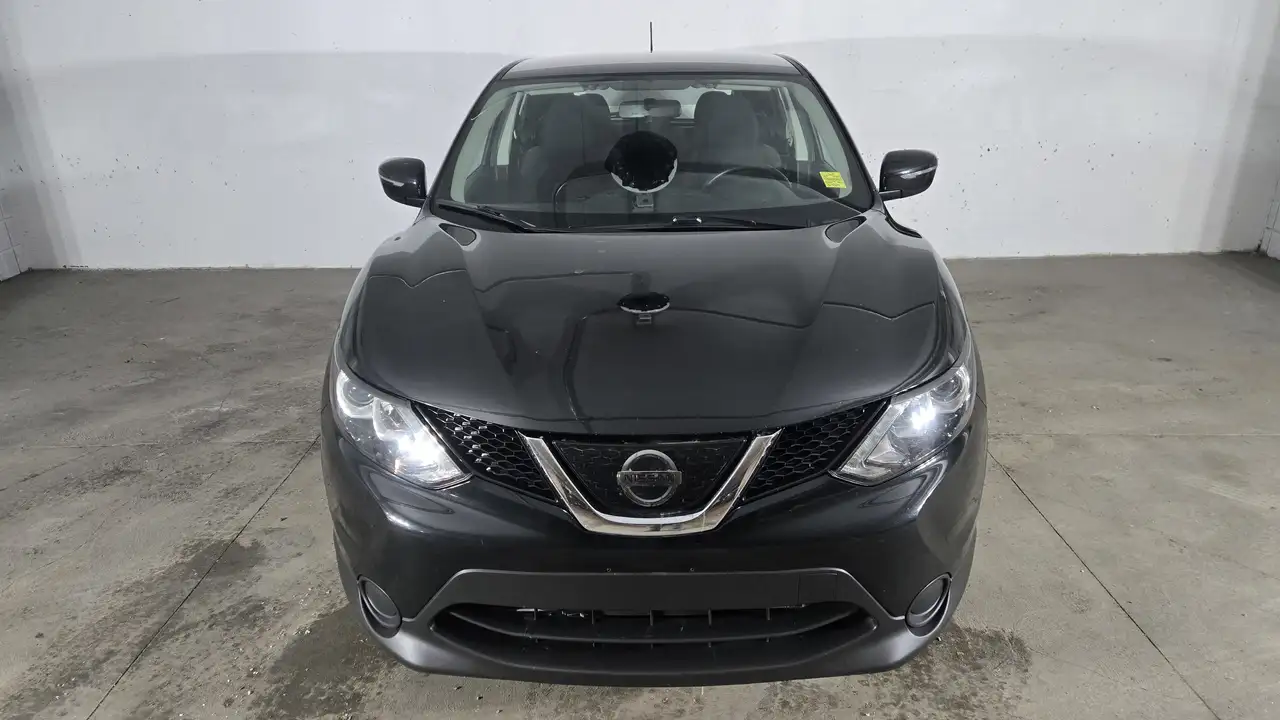 Nissan Qashqai снимка Nissan Qashqai