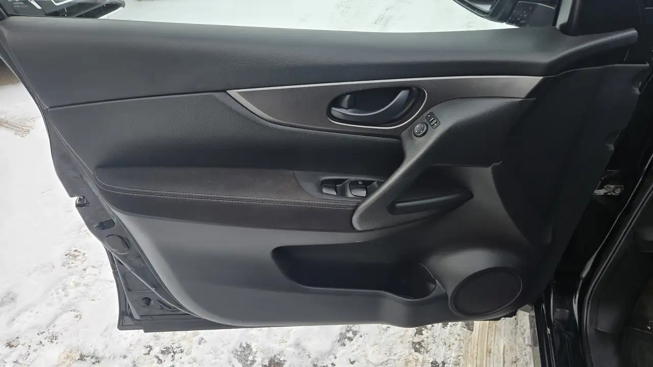 Nissan Qashqai снимка Nissan Qashqai