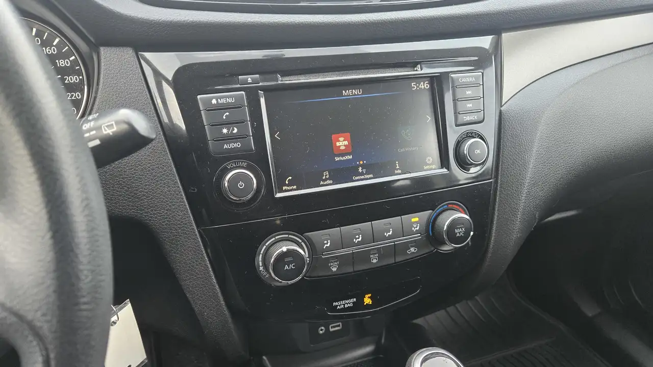 Nissan Qashqai снимка Nissan Qashqai