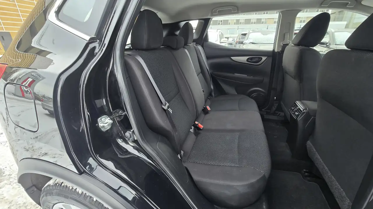 Nissan Qashqai снимка Nissan Qashqai