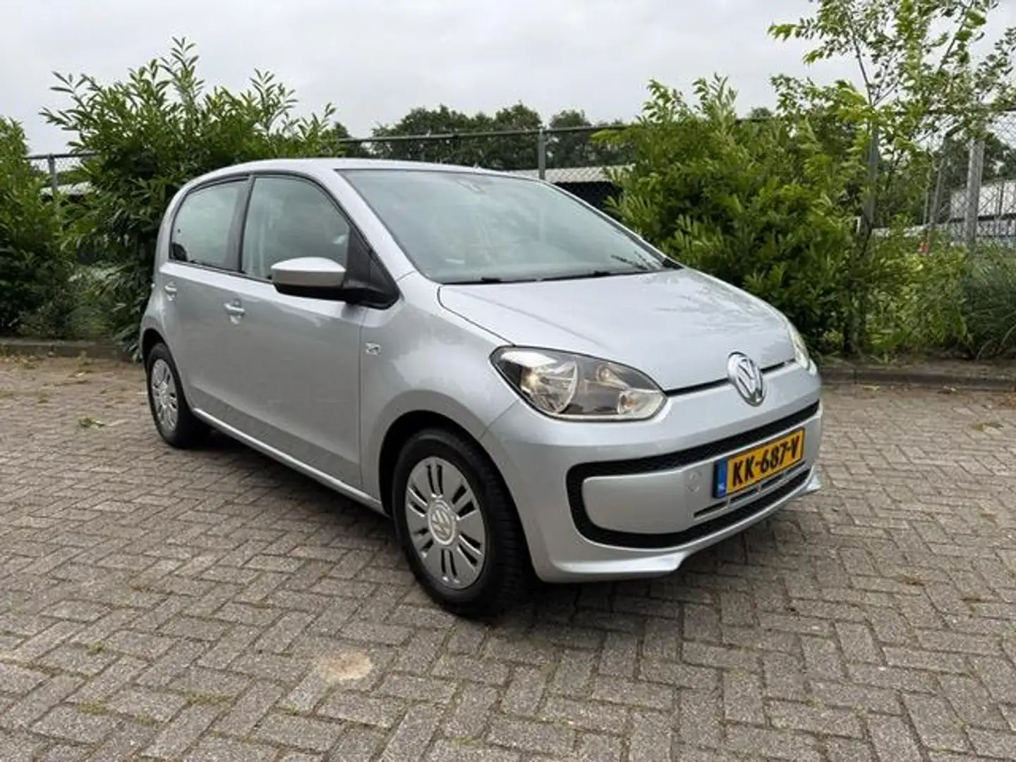 Volkswagen up! 1.0 move up! BlueMotion I navi I airco I Gris - 2
