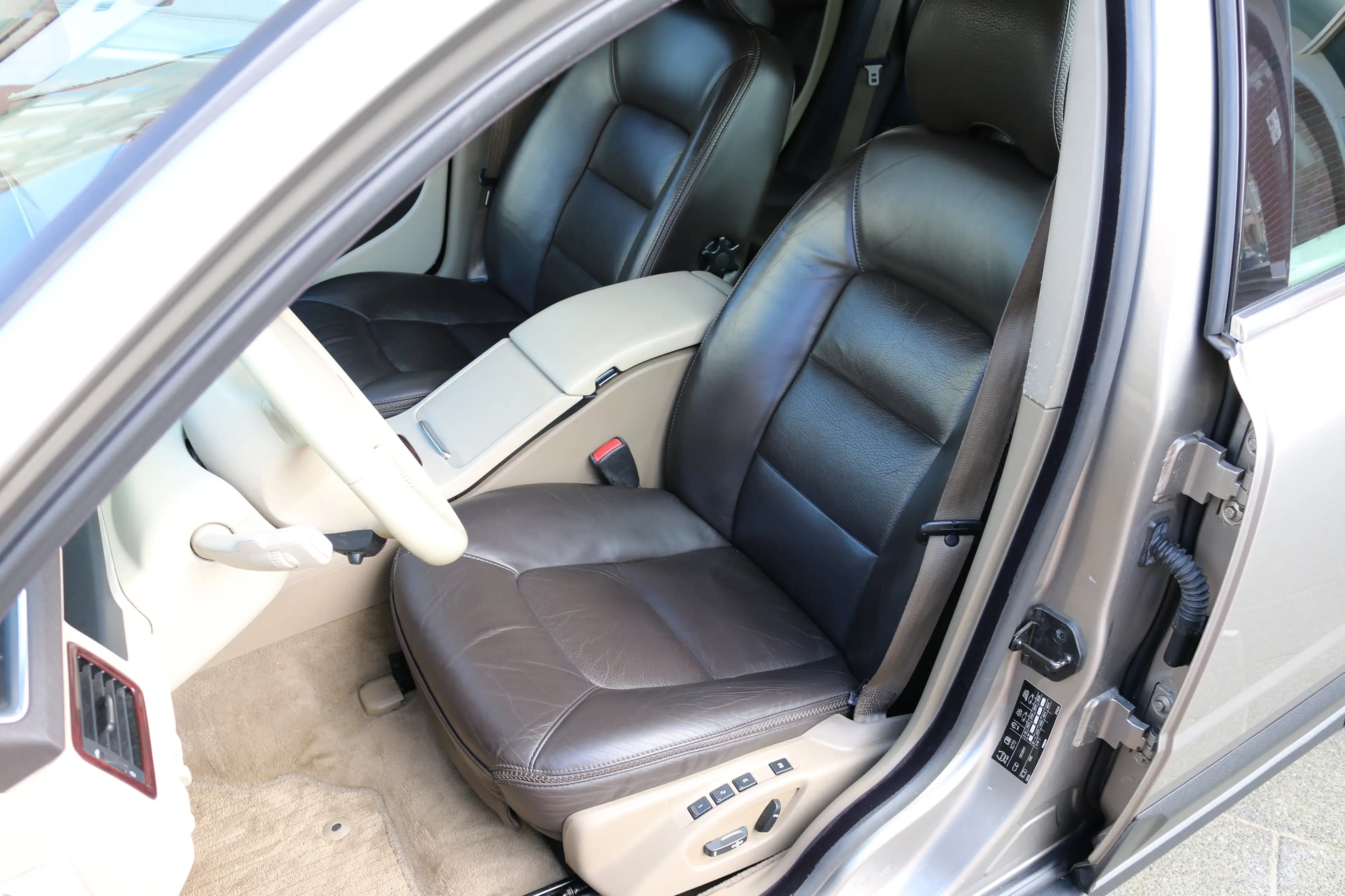 Volvo XC70 3.2 Summum — photo 3