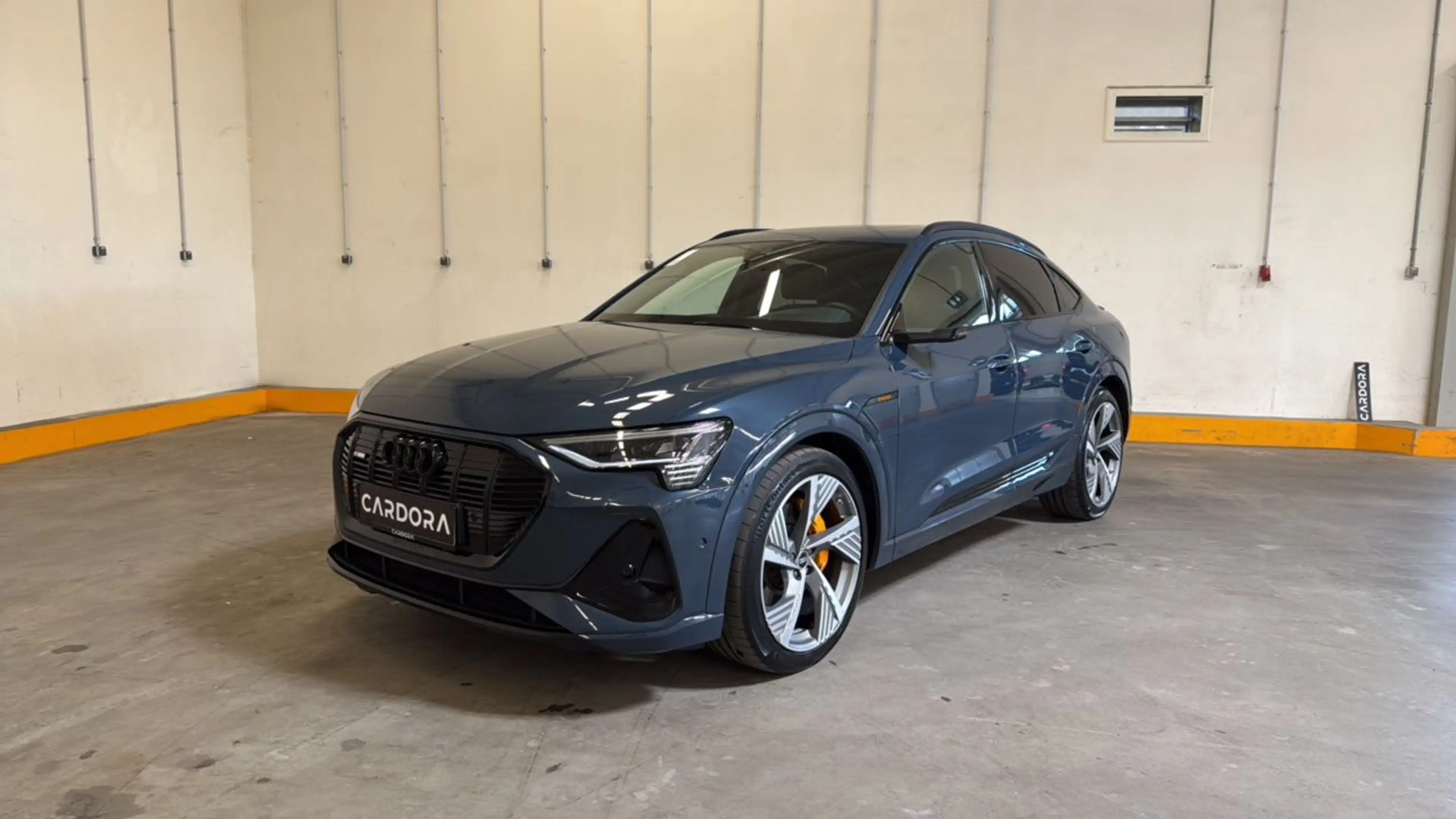 Audi e-tron Sportback 55 quattro S line MATRIX*SKY*LEDER*HEAD — photo 2