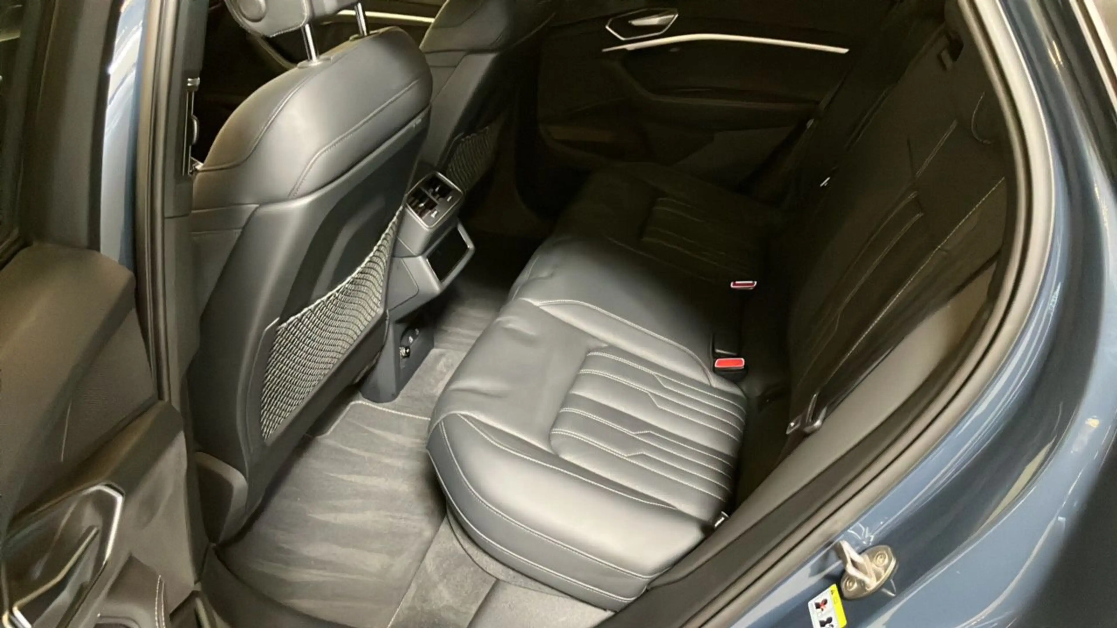 Audi e-tron Sportback 55 quattro S line MATRIX*SKY*LEDER*HEAD — photo 15