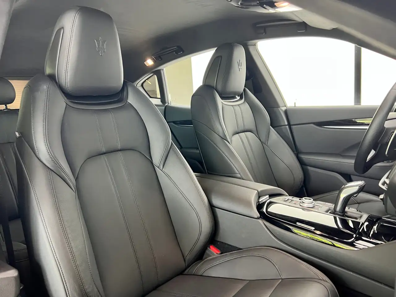 Maserati Levante 2022 — фото 11