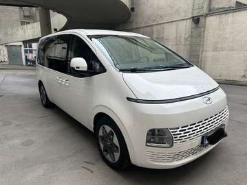 Bus 2,2 CRDi Trend Line 4WD DCT Aut.