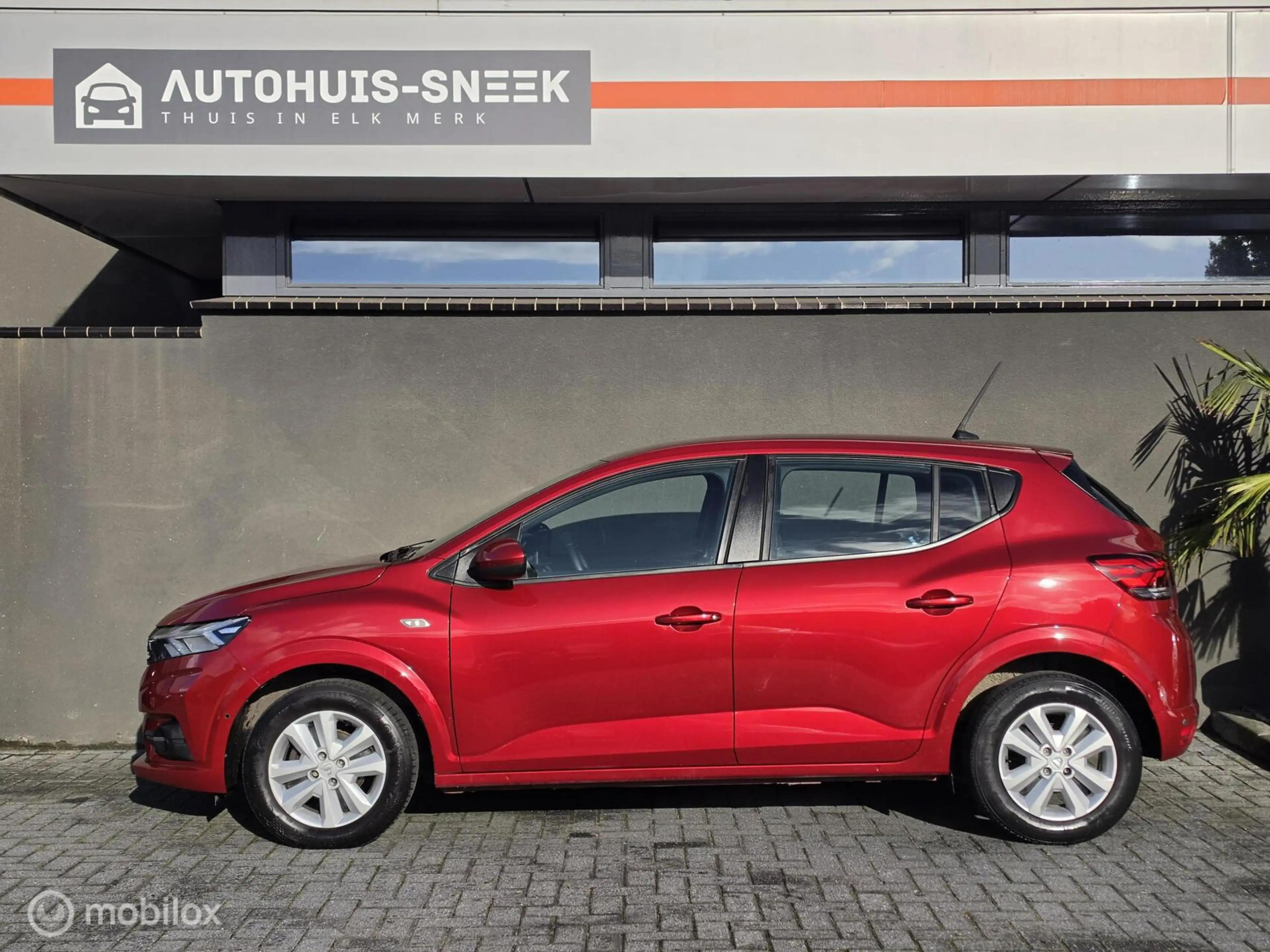 Dacia Sandero 1.0 TCe 90 Comfort |1e Eig. |Navi |Cam.|Cruise — photo 4