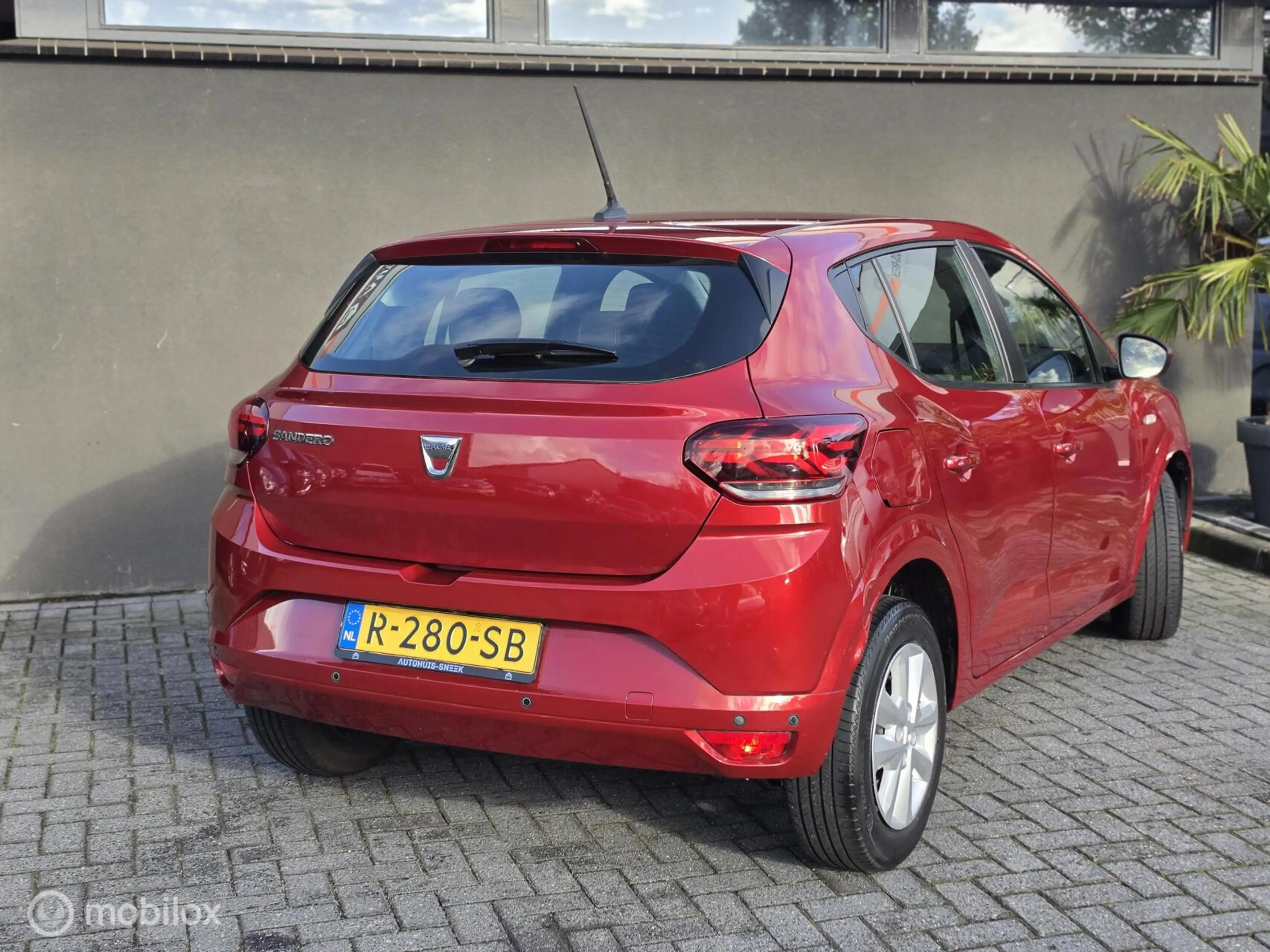 Dacia Sandero 1.0 TCe 90 Comfort |1e Eig. |Navi |Cam.|Cruise — photo 8