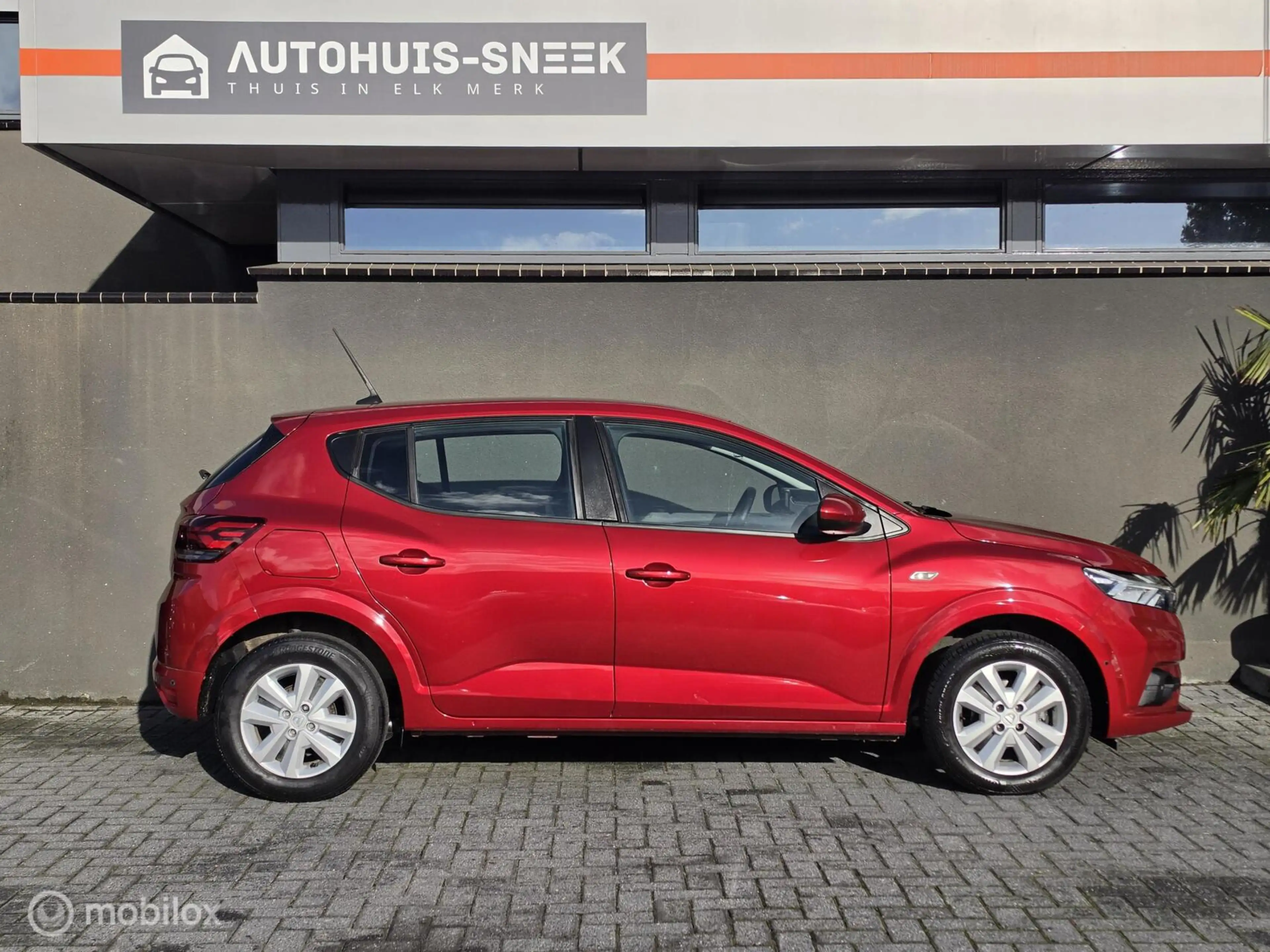 Dacia Sandero 1.0 TCe 90 Comfort |1e Eig. |Navi |Cam.|Cruise — photo 5